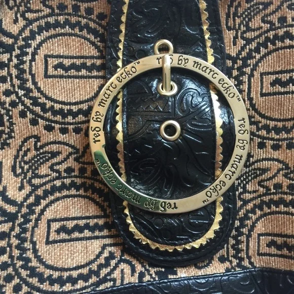 Red by Marc Eckō Embossed Leather Logo Bag EUC - Picture 2 of 6